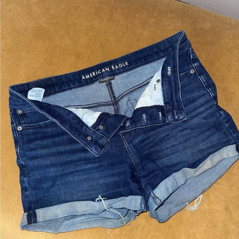 American Eagle Outfitters Women's Blue Denim Shorts